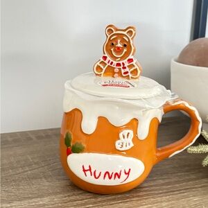 Winnie The Pooh Hunny Mug with lid